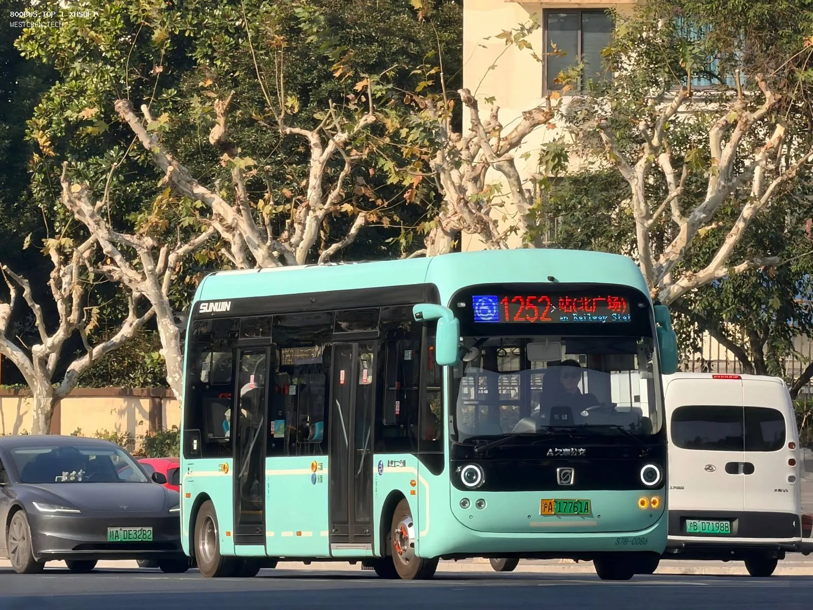 Bus Archive