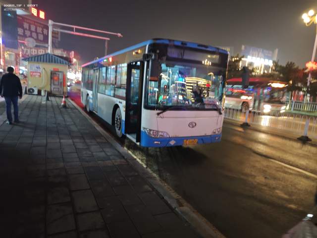 800BUS
