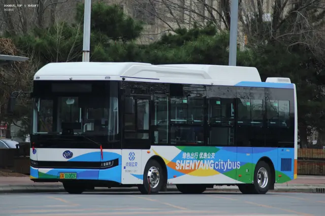 800BUS