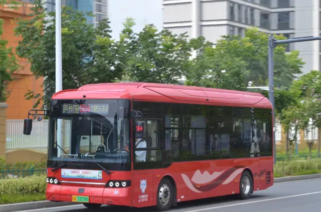 800BUS
