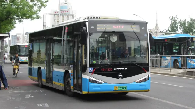 800BUS