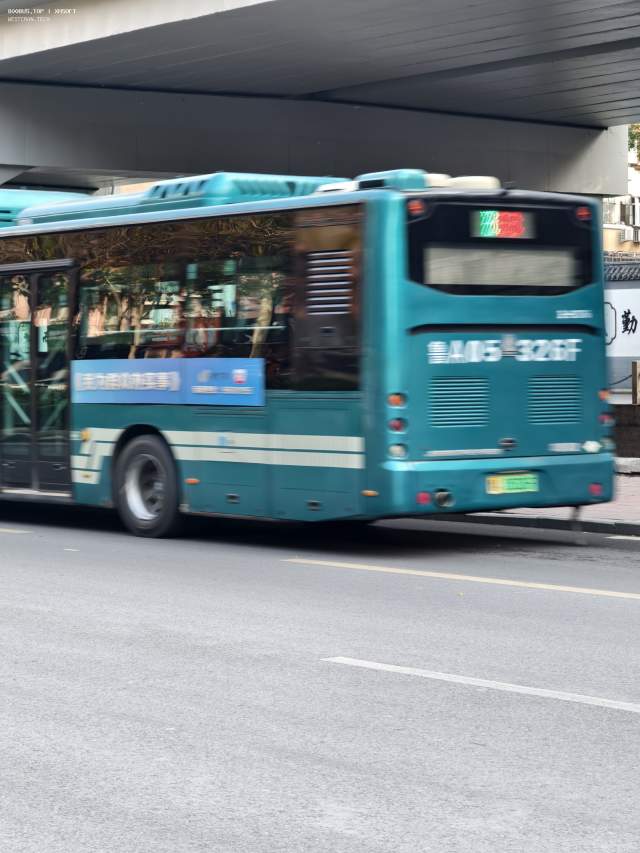 800BUS