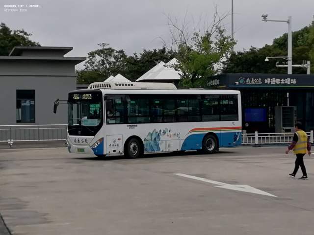 800BUS