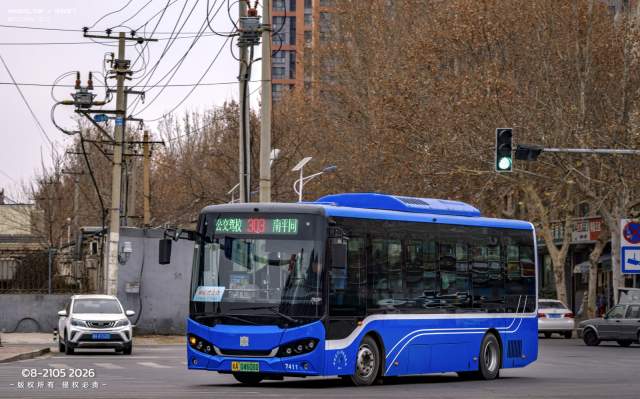 800BUS