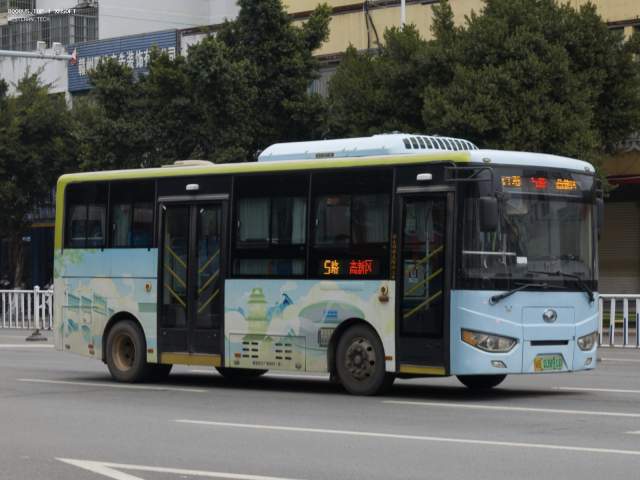 800BUS