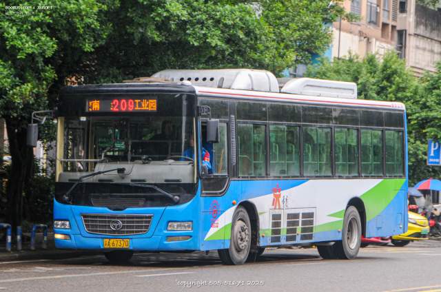 800BUS