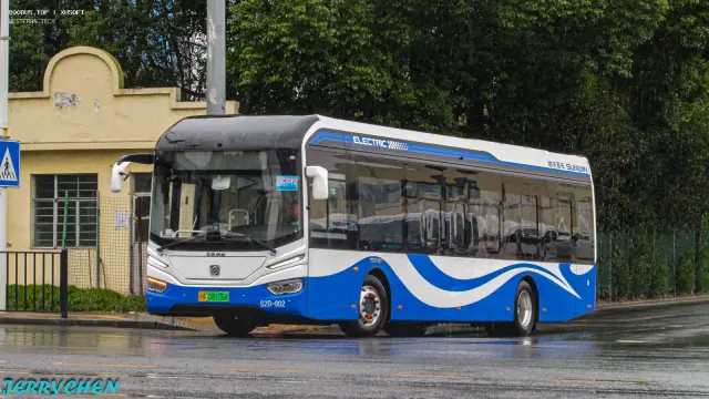 800BUS