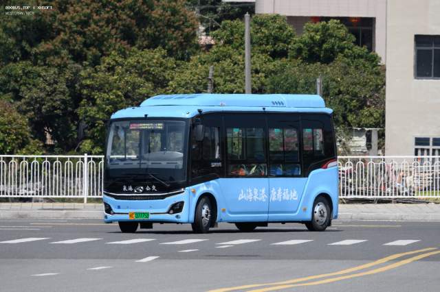 800BUS