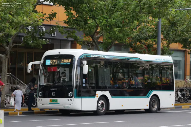 800BUS